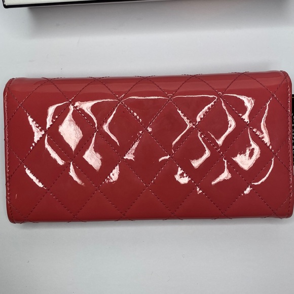 AUTHENTIC CHANEL MATELASSE QUILTED LONG WALLET - Picture 6 of 11
